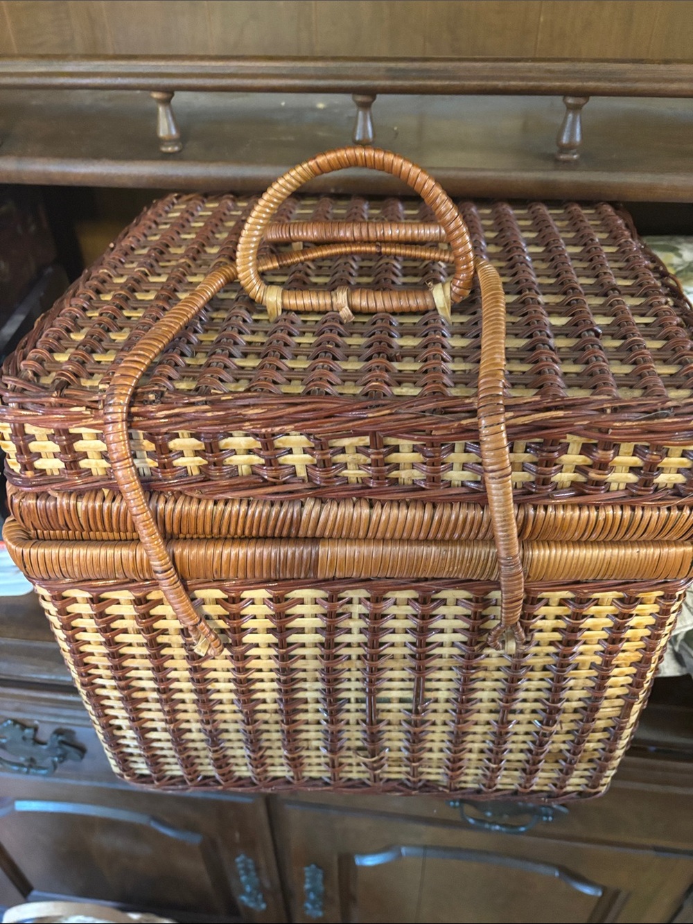 Vintage Woven Two-Tone Brown & Tan Picnic Basket with Handle